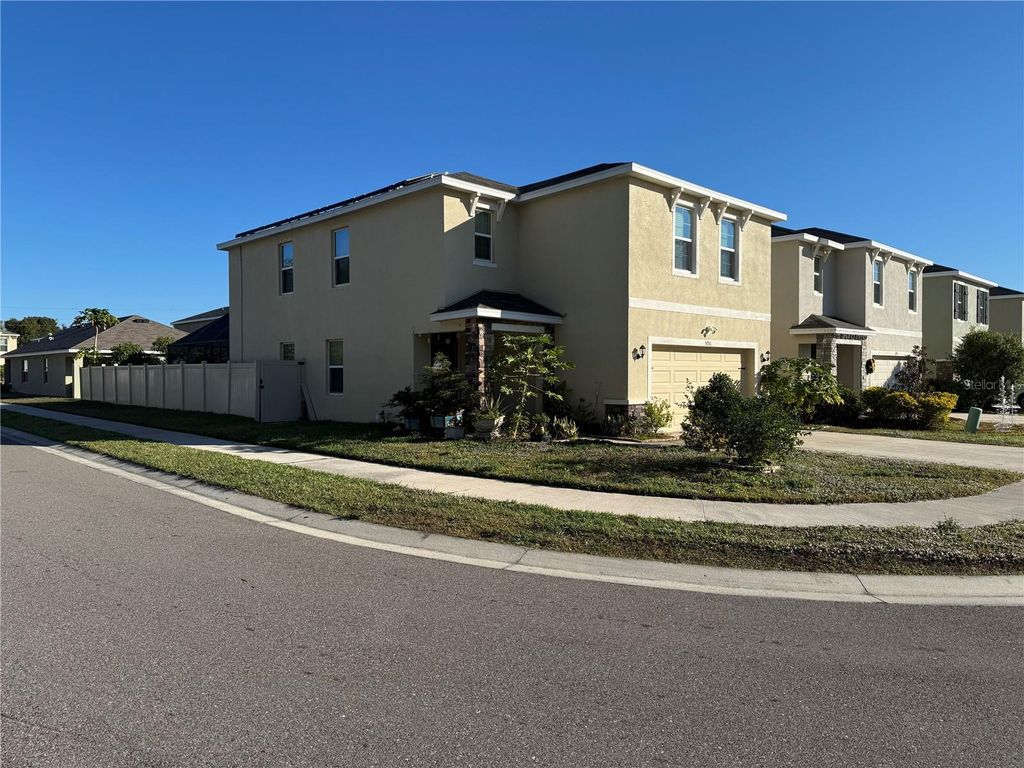 5751 CAPE PRIMROSE DR WAY, Sarasota, FL 34232