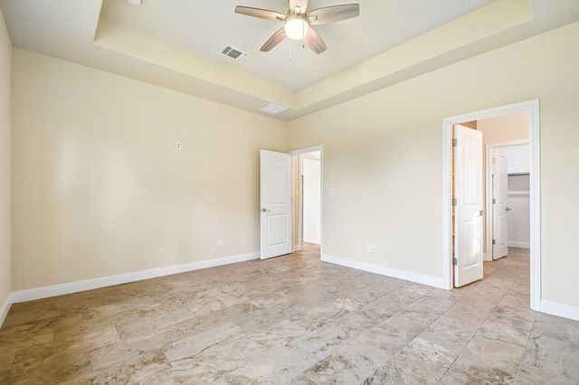 6 Round Bluff CIR, Wimberley, TX 78676