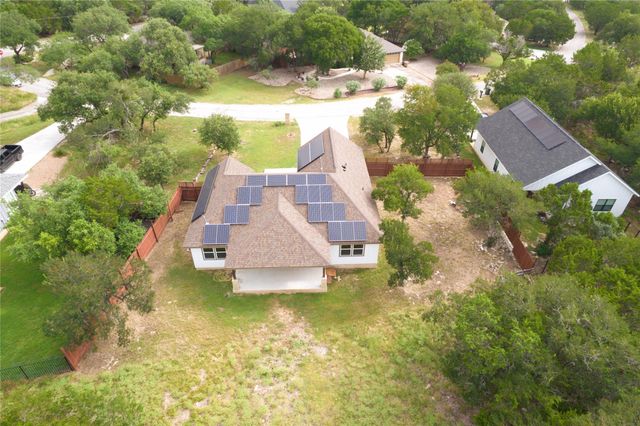 6 Round Bluff CIR, Wimberley, TX 78676