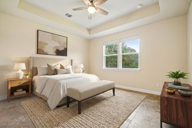 6 Round Bluff CIR, Wimberley, TX 78676