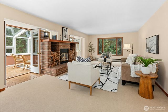 10235 Battle Point Drive NE, Bainbridge Island, WA 98110