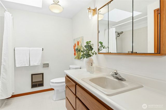 10235 Battle Point Drive NE, Bainbridge Island, WA 98110