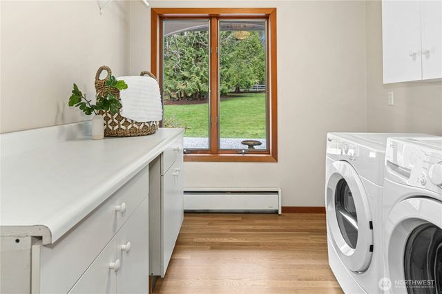 10235 Battle Point Drive NE, Bainbridge Island, WA 98110