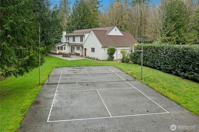 10235 Battle Point Drive NE, Bainbridge Island, WA 98110