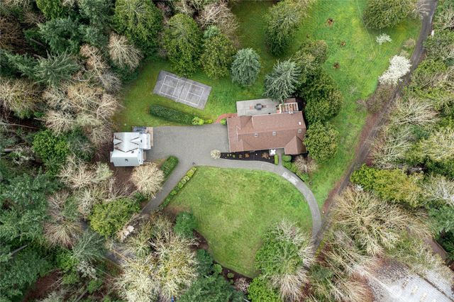 10235 Battle Point Drive NE, Bainbridge Island, WA 98110