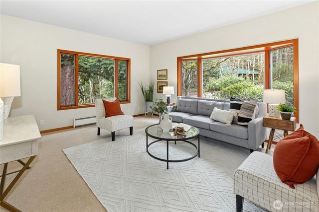 10235 Battle Point Drive NE, Bainbridge Island, WA 98110