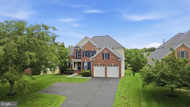 6657 OAKTON AVE, Haymarket, VA 20169
