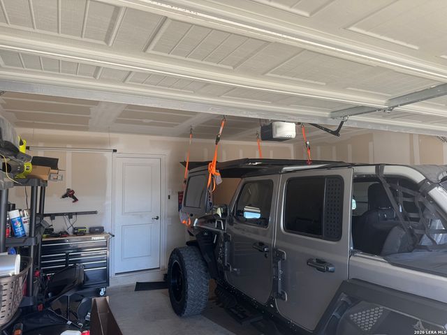 4546 grassland, San Antonio, TX 78222