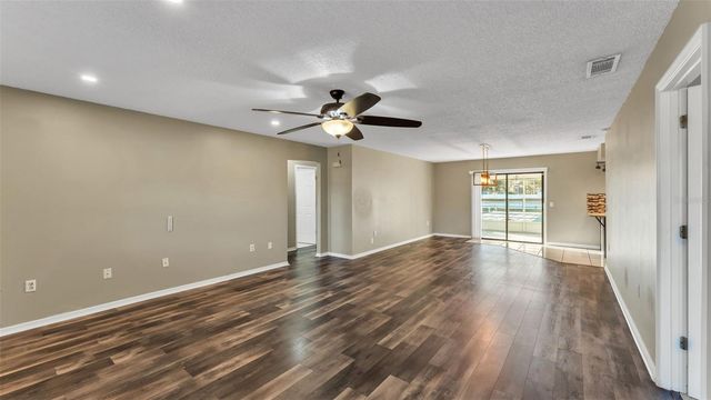 4036 HOLLYHEAD CIRCLE S, Lakeland, FL 33811