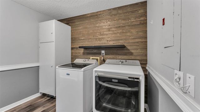 4036 HOLLYHEAD CIRCLE S, Lakeland, FL 33811