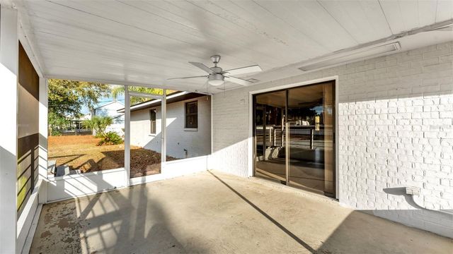 4036 HOLLYHEAD CIRCLE S, Lakeland, FL 33811