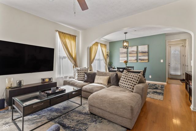 2410 N College Avenue, Indianapolis, IN 46205