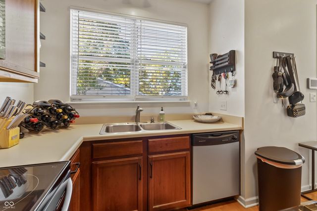 2410 N College Avenue, Indianapolis, IN 46205