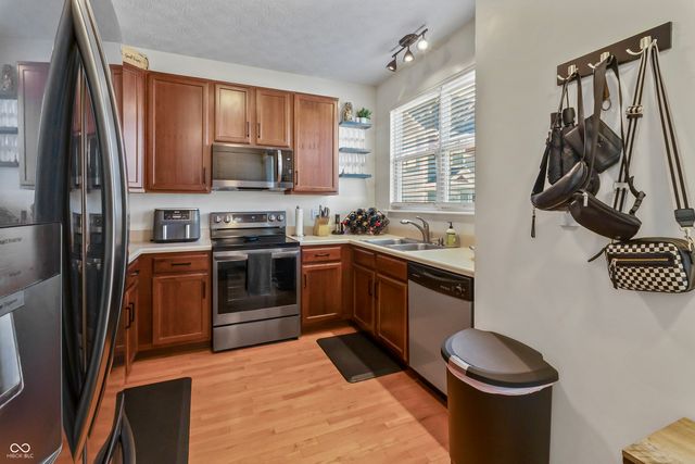 2410 N College Avenue, Indianapolis, IN 46205