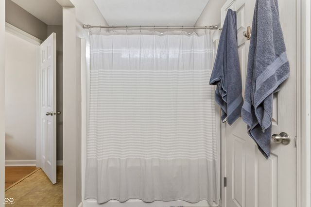 2410 N College Avenue, Indianapolis, IN 46205