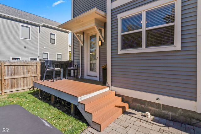 2410 N College Avenue, Indianapolis, IN 46205