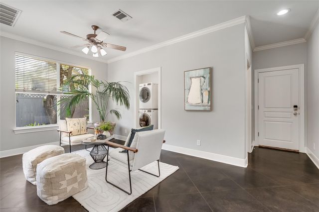 2115 W 11th ST, Austin, TX 78703
