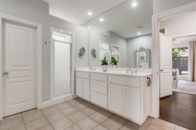 2115 W 11th ST, Austin, TX 78703