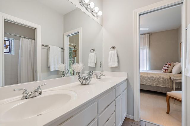 2115 W 11th ST, Austin, TX 78703