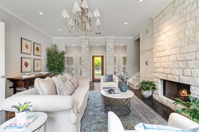 2115 W 11th ST, Austin, TX 78703