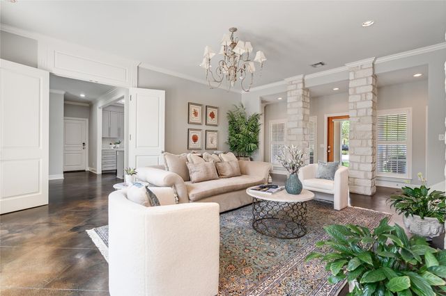 2115 W 11th ST, Austin, TX 78703
