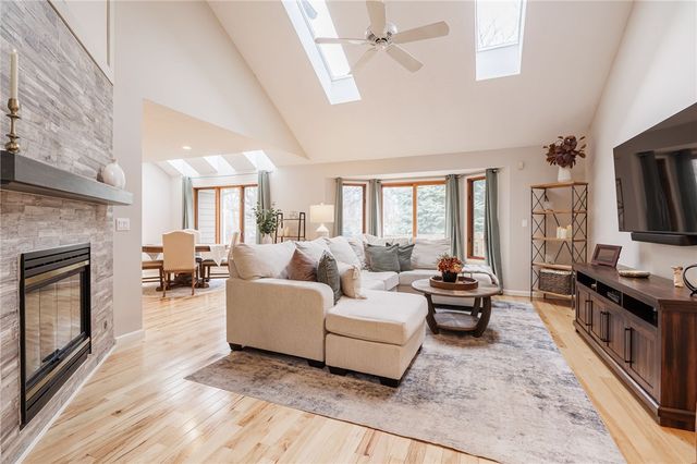 1024 Hillsboro Cove Circle, Webster, NY 14580