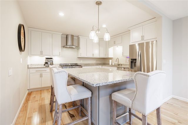 1024 Hillsboro Cove Circle, Webster, NY 14580