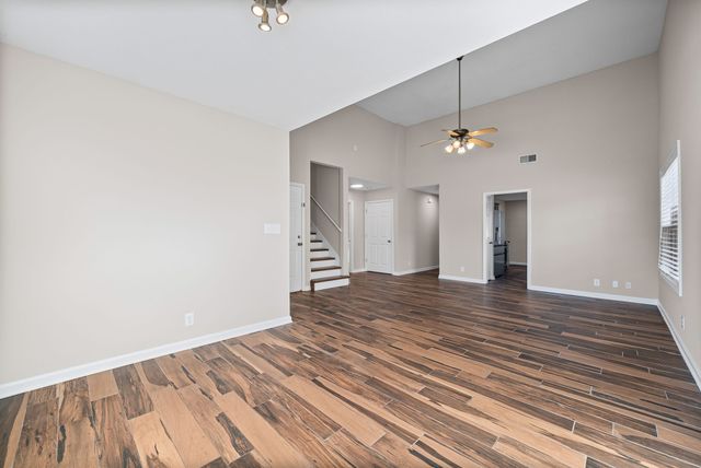 1002 Hendricks Ct, Clarksville, TN 37040