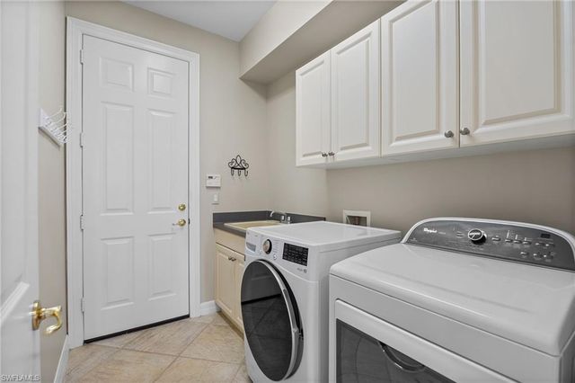 1472 Palma Blanca CT, Naples, FL 34119