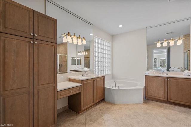 1472 Palma Blanca CT, Naples, FL 34119