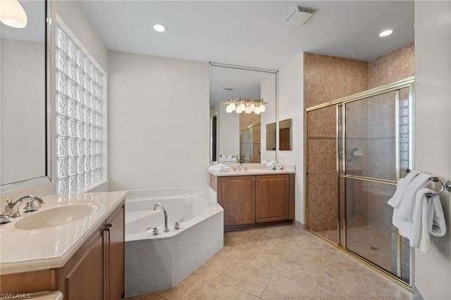 1472 Palma Blanca CT, Naples, FL 34119