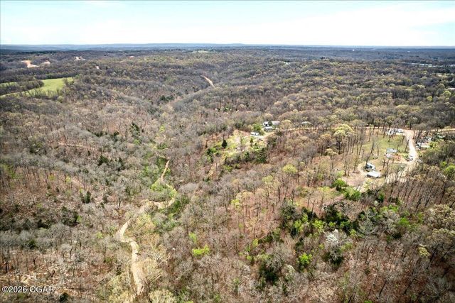 256 Windsor Lane, Pineville, MO 64856