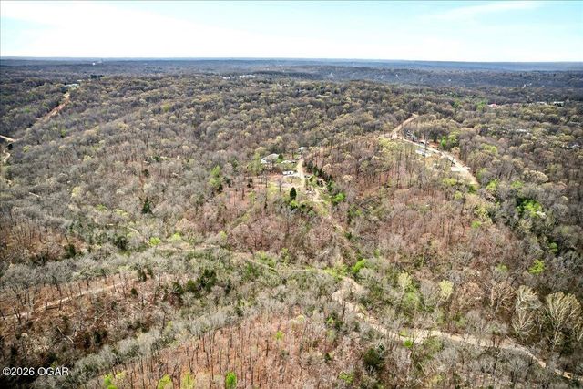 256 Windsor Lane, Pineville, MO 64856