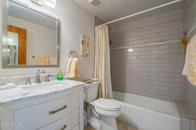 3045 N 62ND Street, Scottsdale, AZ 85251