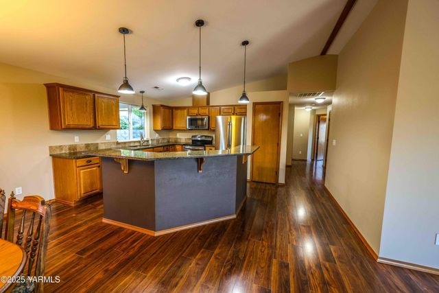 320 Westridge Rd, Selah, WA 98942