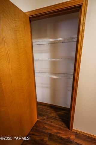 320 Westridge Rd, Selah, WA 98942