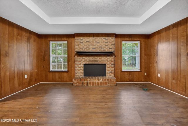2137 Thousand Oaks Drive, Jackson, MS 39212