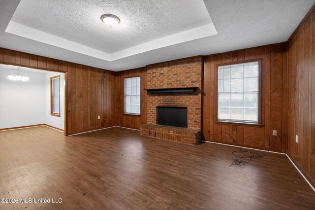 2137 Thousand Oaks Drive, Jackson, MS 39212