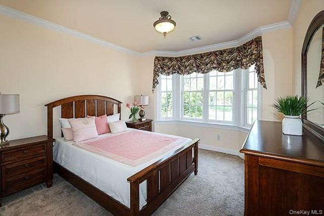 163 Altessa Boulevard, Melville, NY 11747