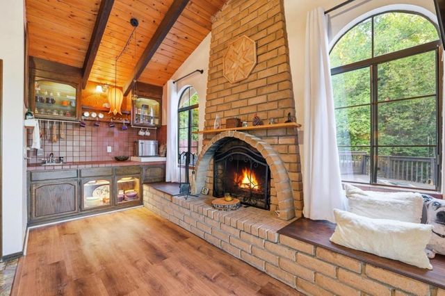 20715 Brush Road, Los Gatos, CA 95033