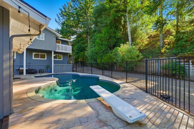 20715 Brush Road, Los Gatos, CA 95033