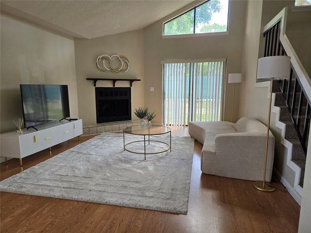 422 S NETHERWOOD CRESCENT, Altamonte Springs, FL 32714