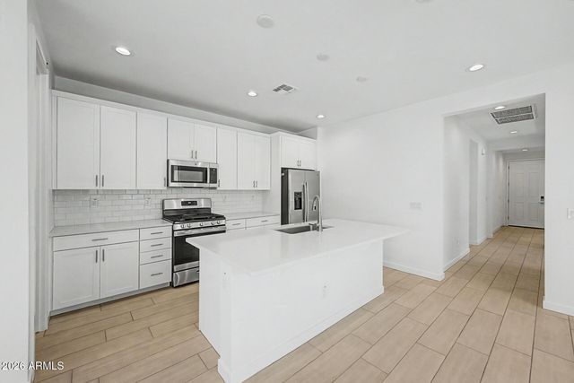 8038 W GRANADA Road, Phoenix, AZ 85035