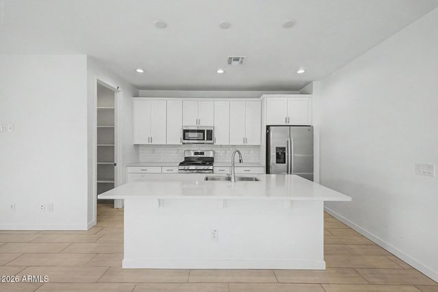 8038 W GRANADA Road, Phoenix, AZ 85035