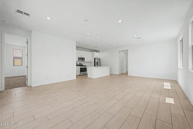 8038 W GRANADA Road, Phoenix, AZ 85035