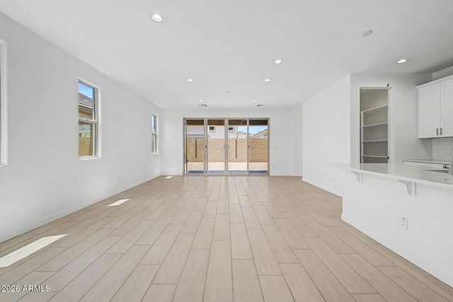 8038 W GRANADA Road, Phoenix, AZ 85035