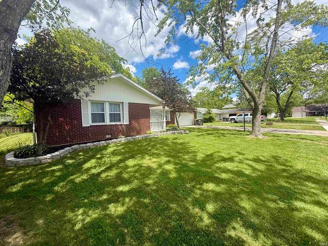 5815 Aloha Drive, Fort Wayne, IN 46815