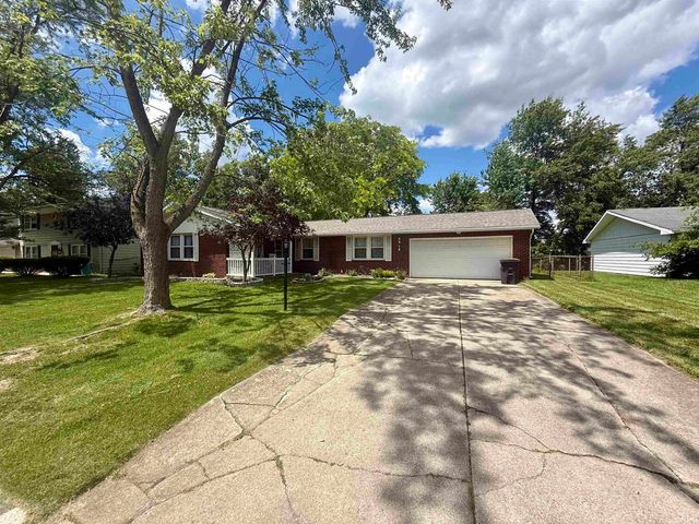 5815 Aloha Drive, Fort Wayne, IN 46815