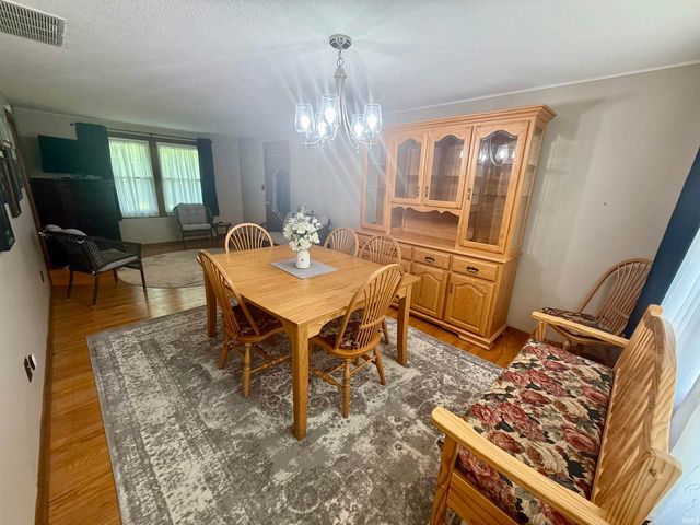 5815 Aloha Drive, Fort Wayne, IN 46815