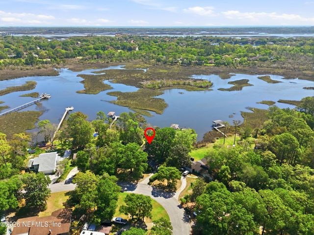 1361 BLACKHAWK Trail E, Jacksonville, FL 32225